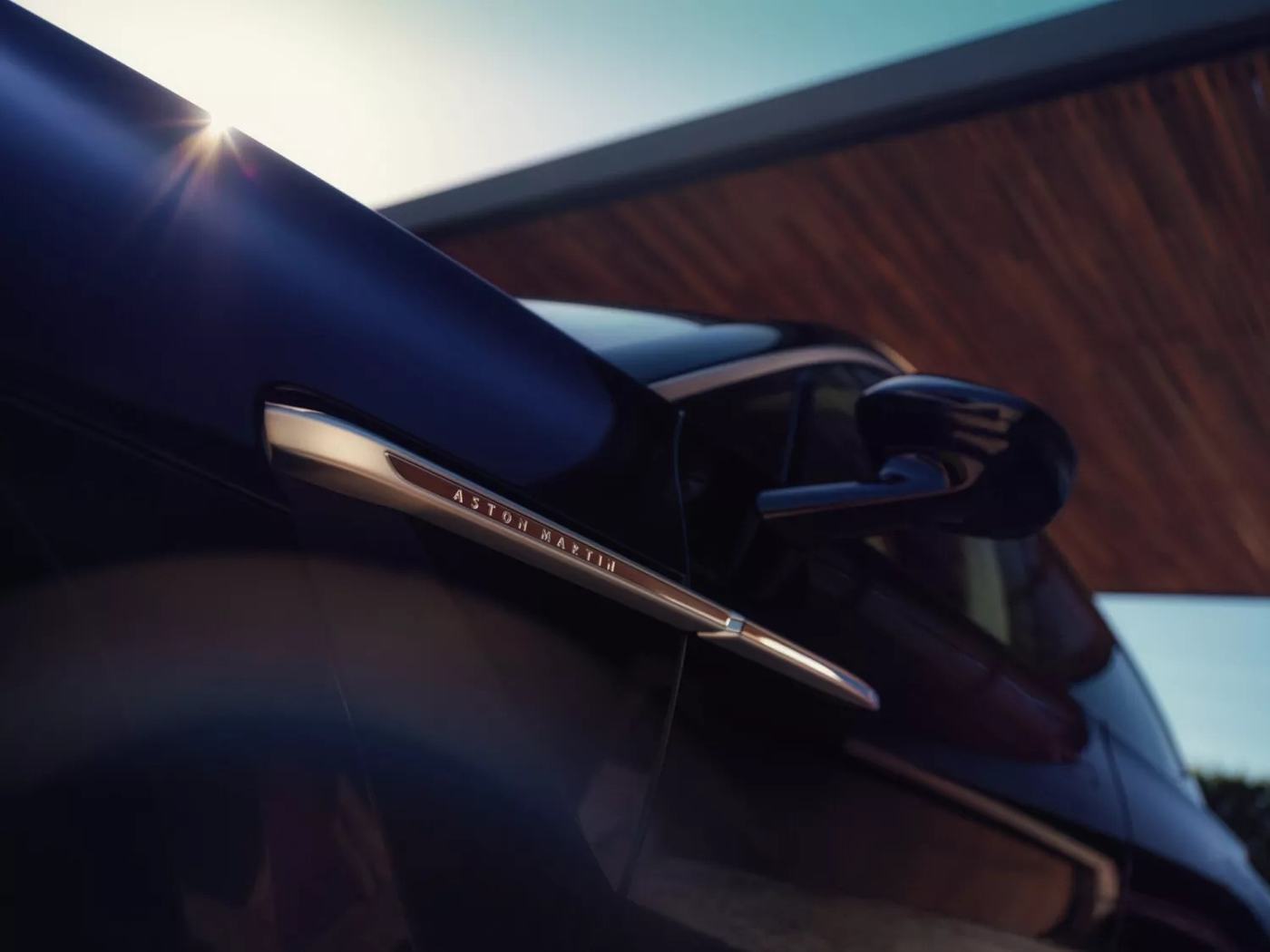Aston Martin DBX GT 2027 — صورة صحفية 5