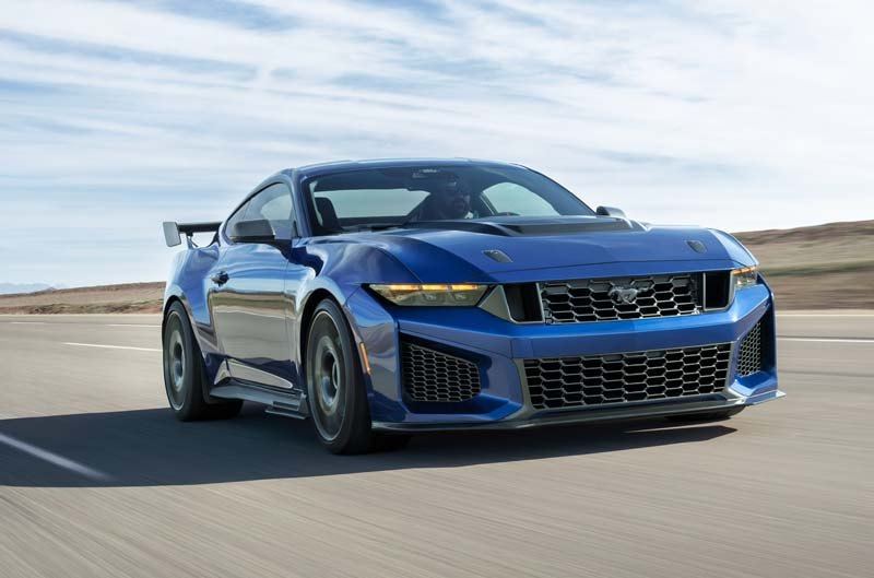 2026 Ford Mustang Dark Horse SC — صورة صحفية رسمية 3